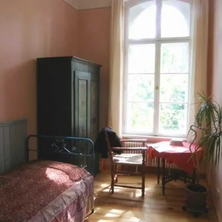 בית נופש Herrenhaus Libnow *